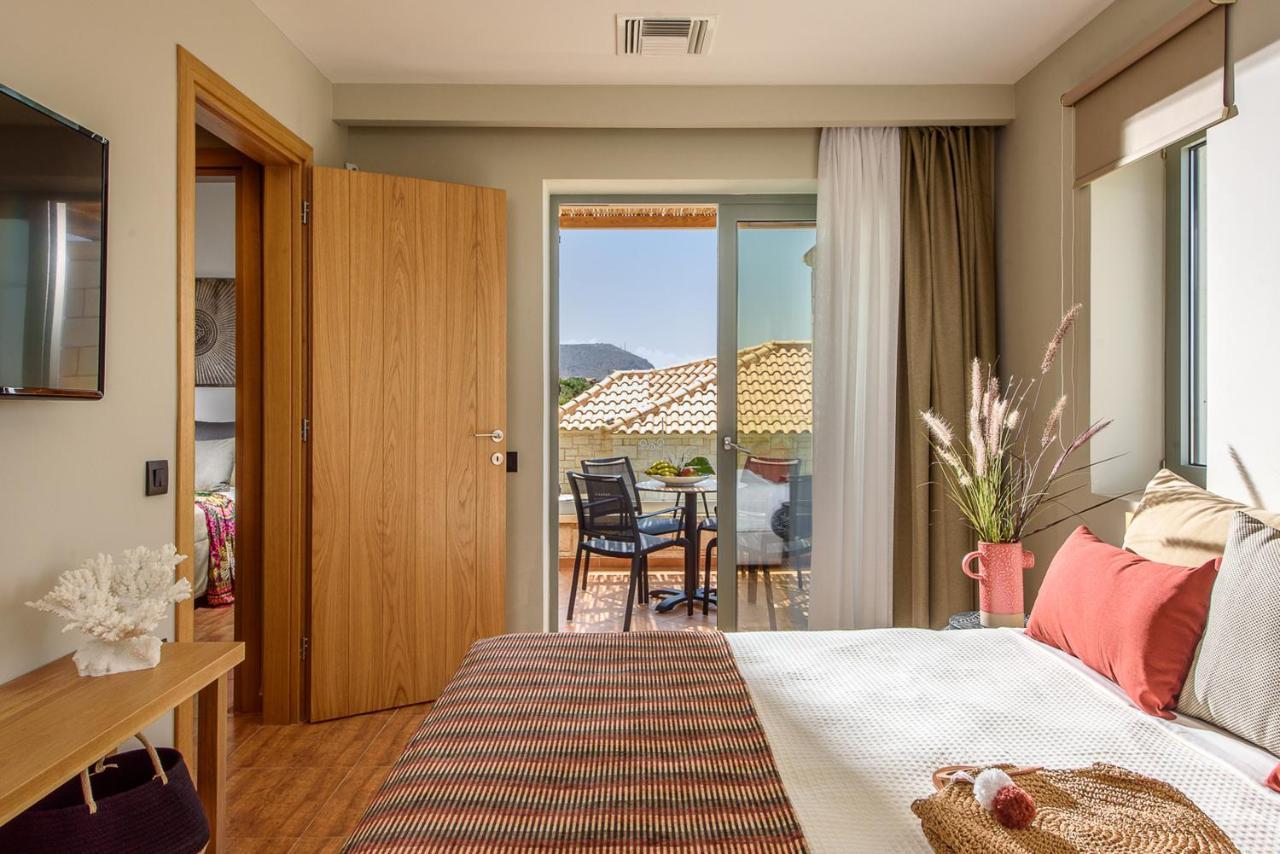 Caldera Theros Villas 헐소니소스 외부 사진