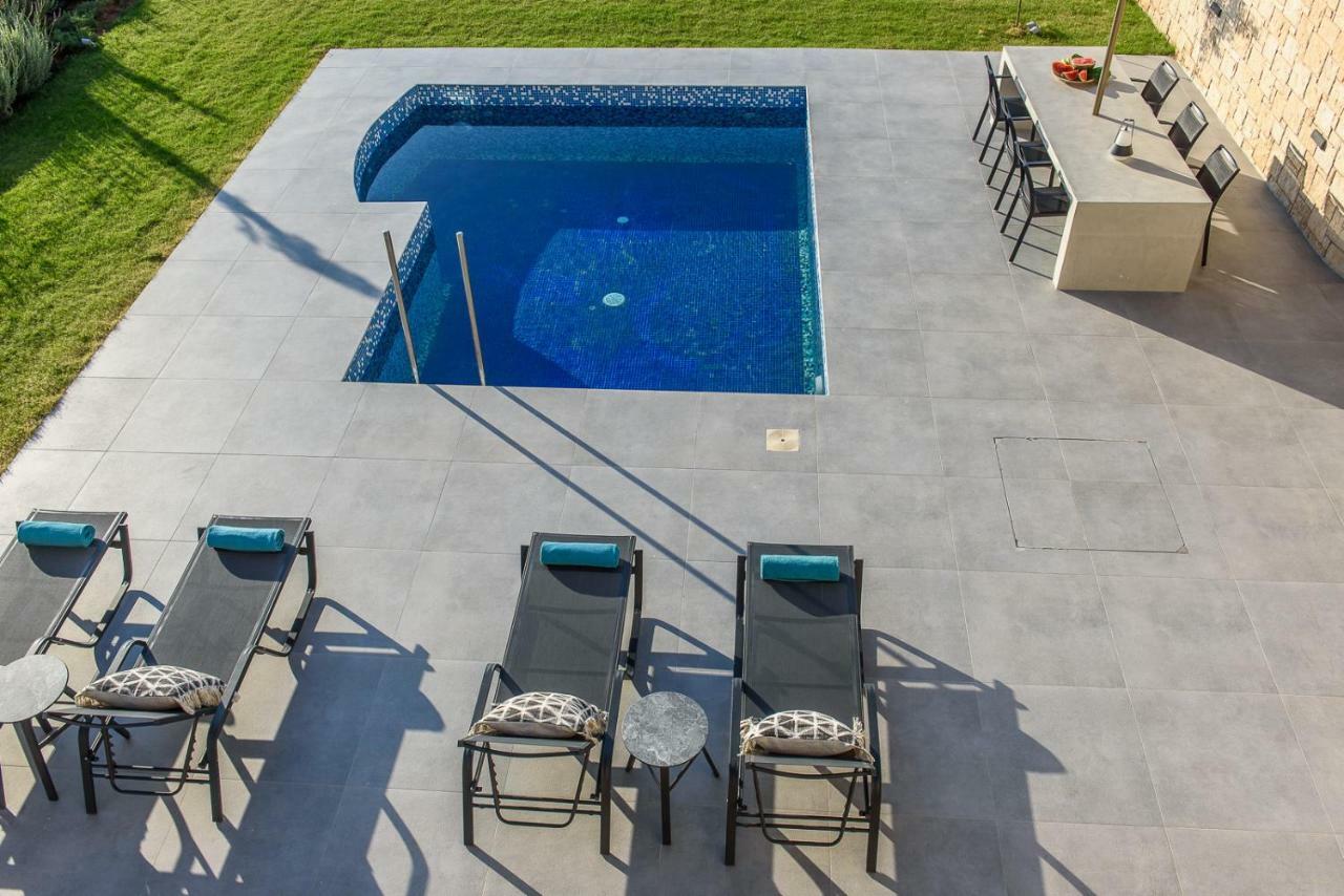 Caldera Theros Villas 헐소니소스 외부 사진